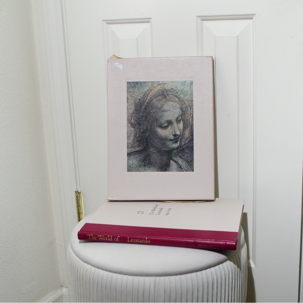 The World of Leonardo Art Coffee Table Book
